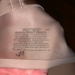 Warner's Intimates & Sleepwear - Warner’s Bra NWT Size 44C Warner's Intimates & Sleepwear - Warner’s Bra NWT Size 44C
